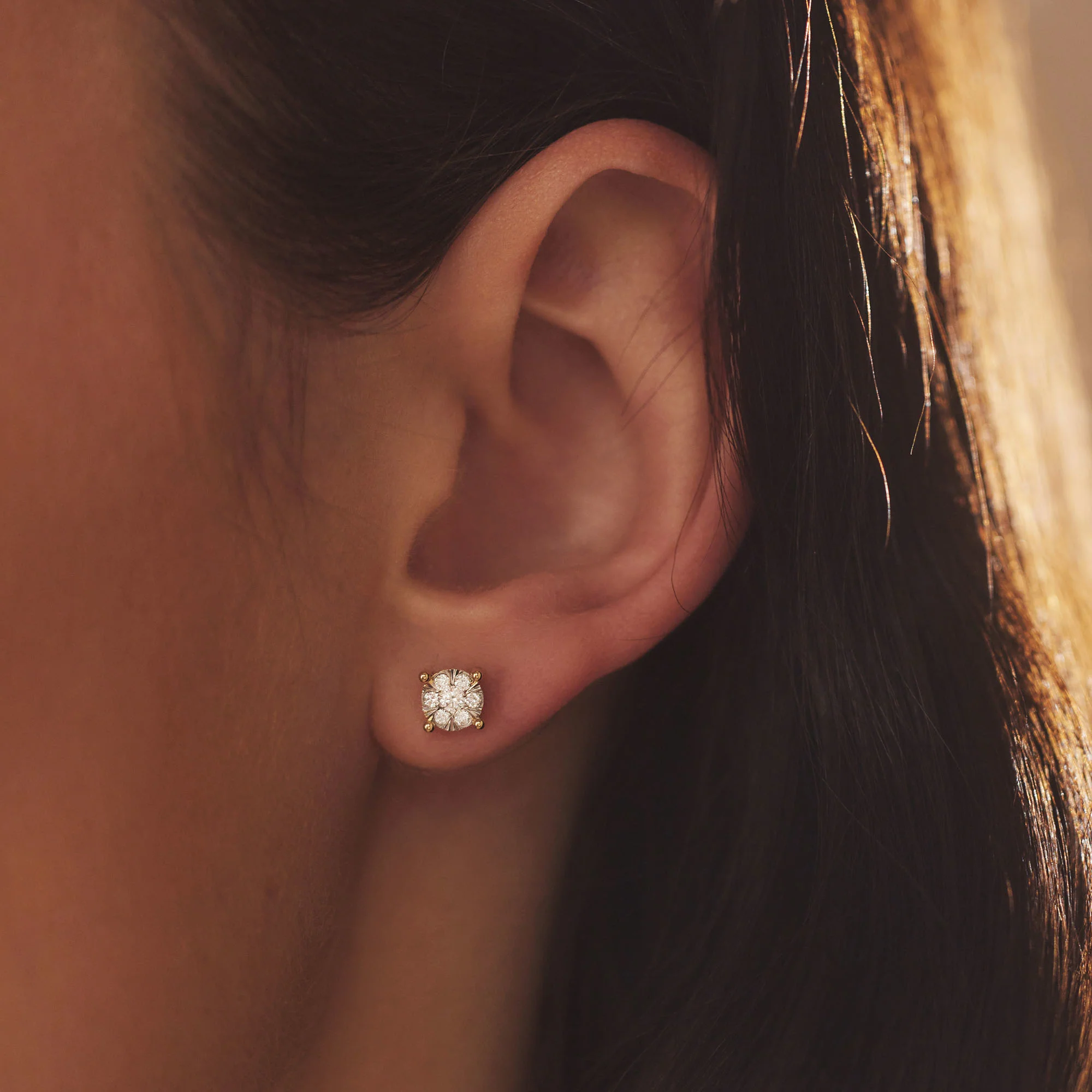 De la Paix Hanaé 14 karat gold stud ear studs with diamond 0.28 carat - Image 2