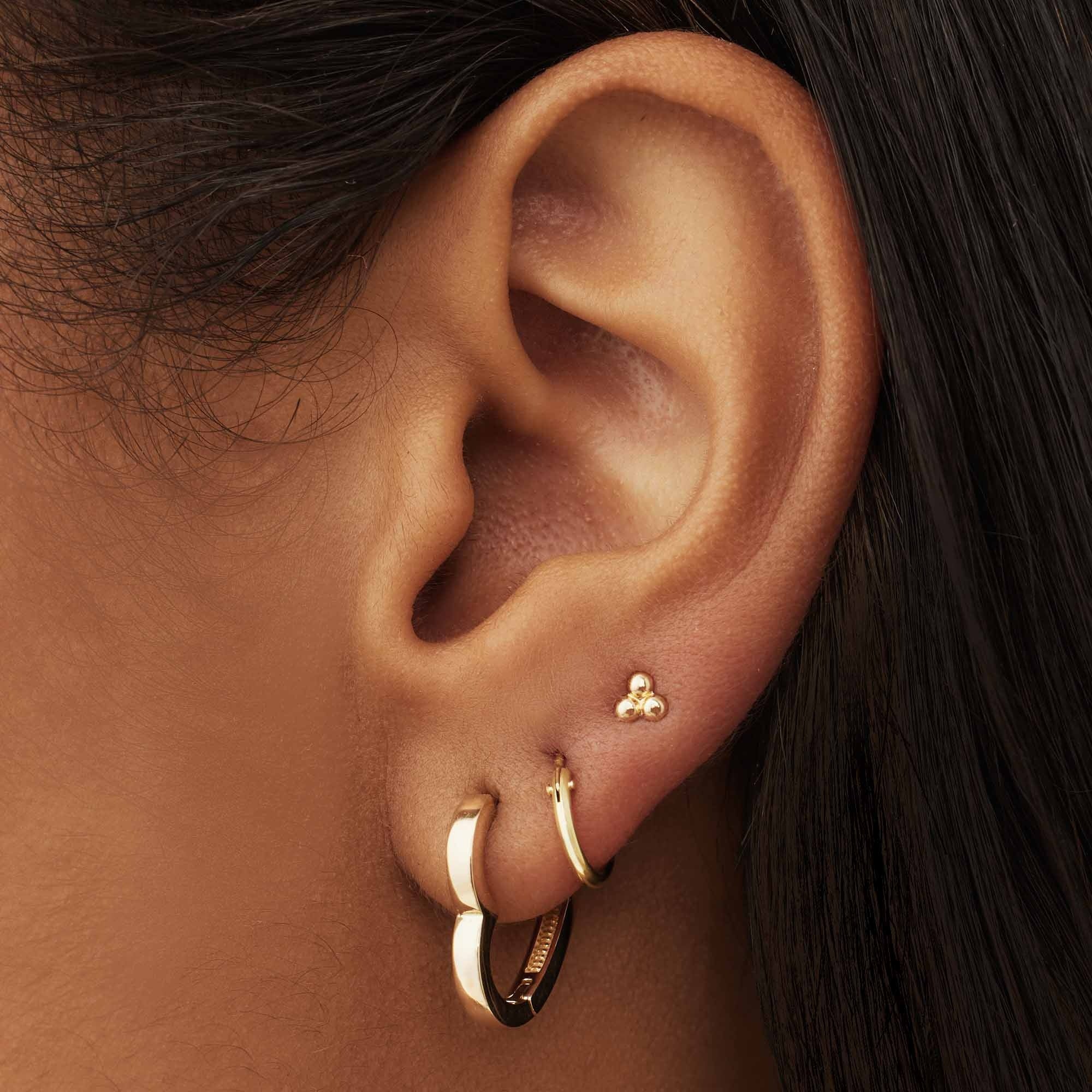 Belleville Amore 14 karat gold earrings with heart - Image 2