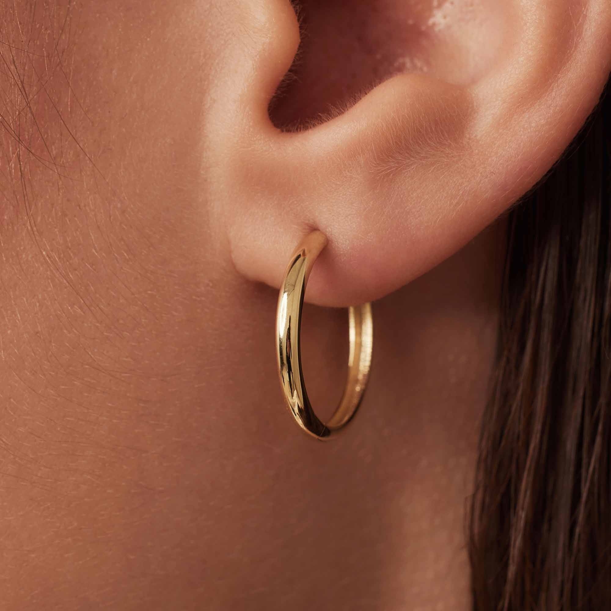 Rivoli Morgane 14 karat gold hoop earrings (17.5 mm) - Image 3