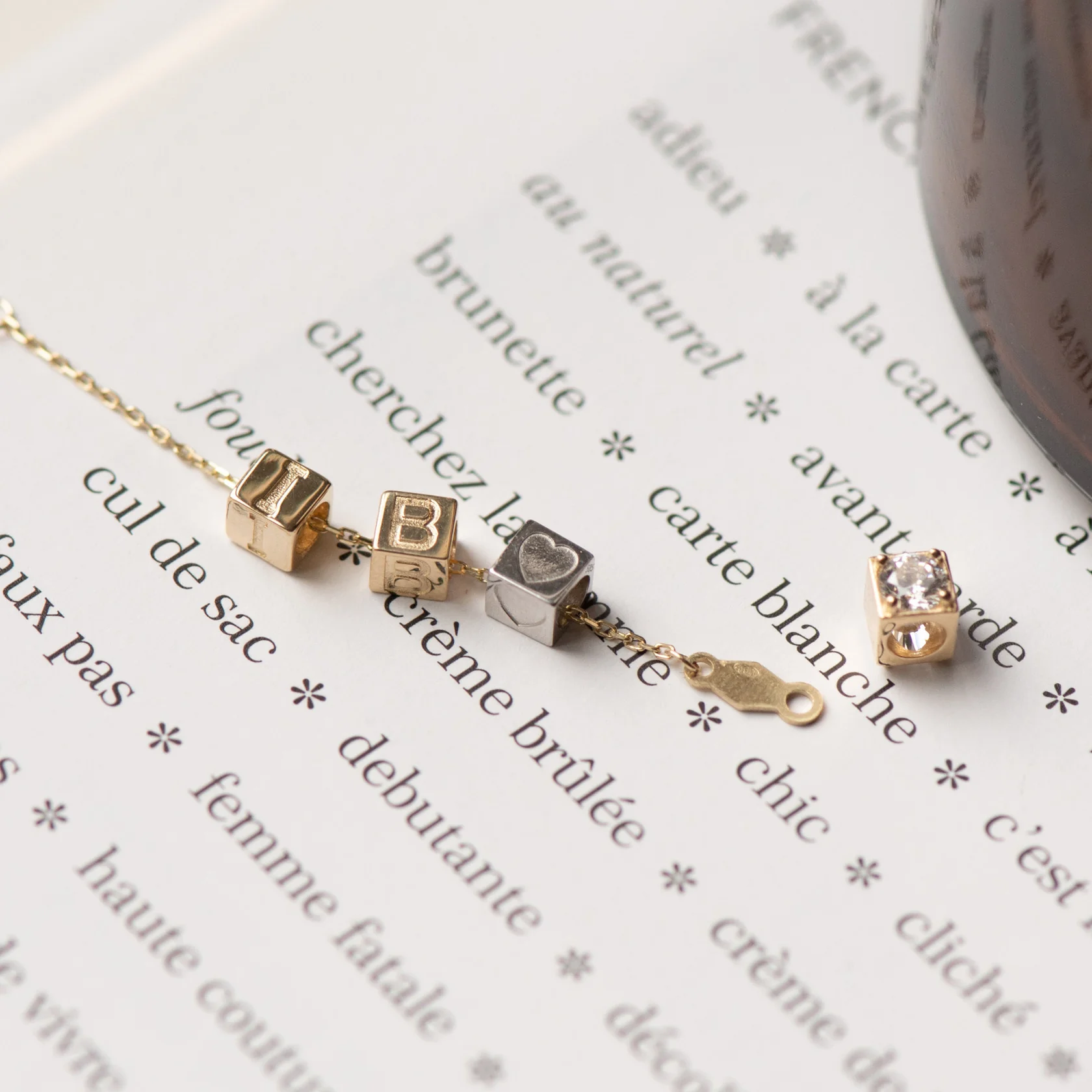 Le Marais Nicole 14 karat gold necklace - Image 7