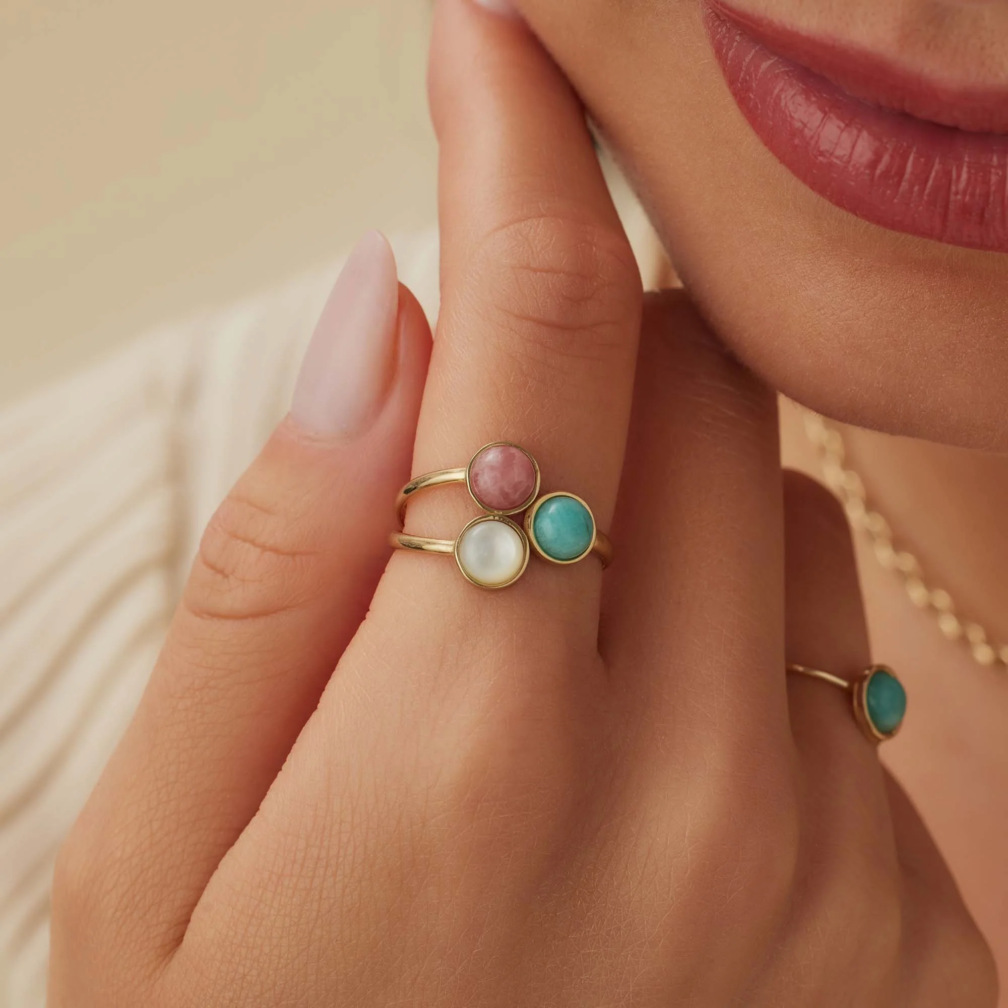 Belleville Cachet 14 karat gold ring with natural gemstones - Image 2