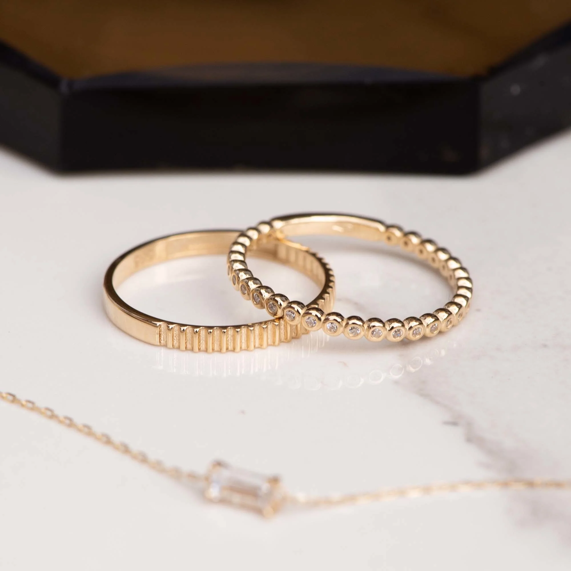 Rivoli Aélys 14 karat gold ring with zirconia stones - Image 6
