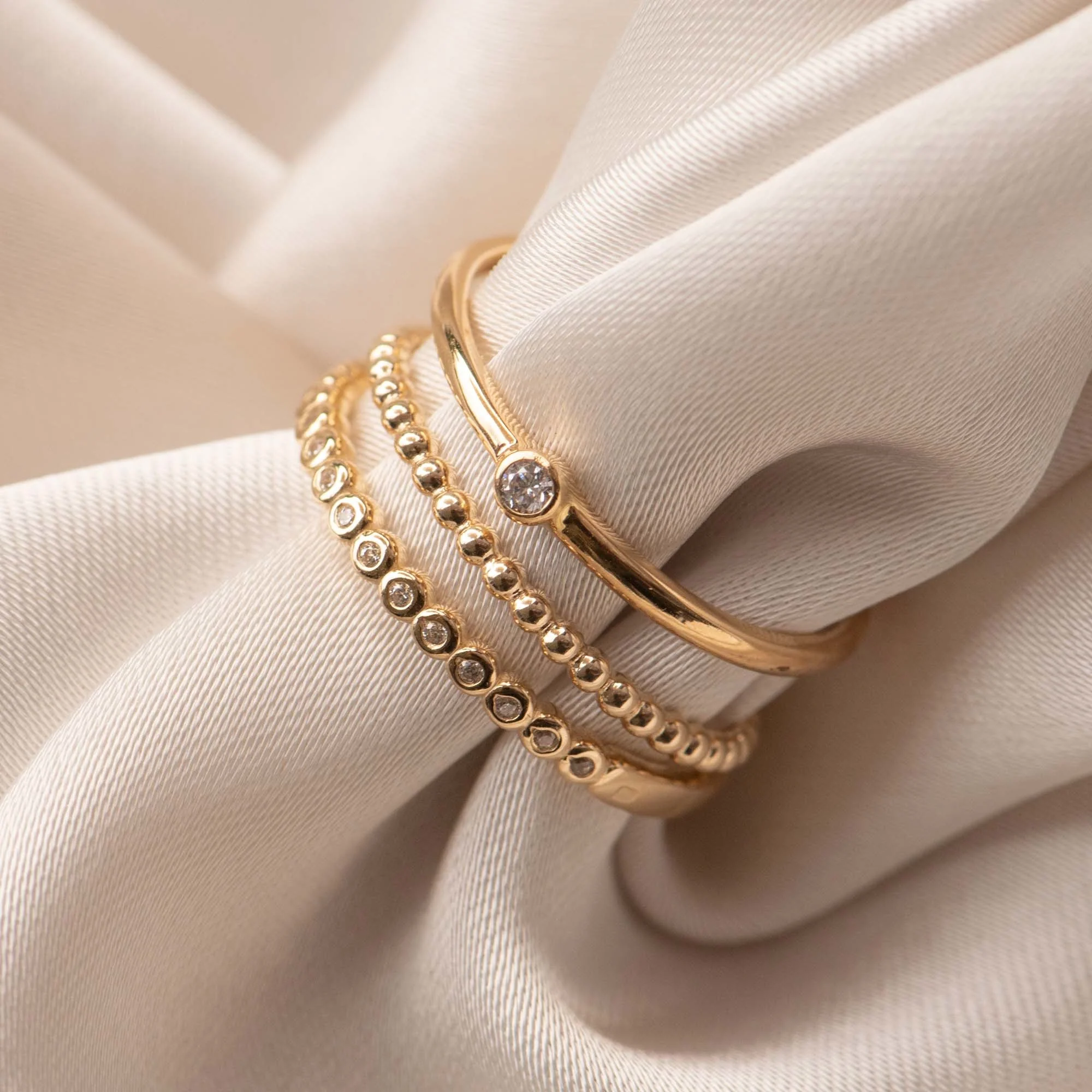 Rivoli Aélys 14 karat gold stacking ring with zirconia stone - Image 6
