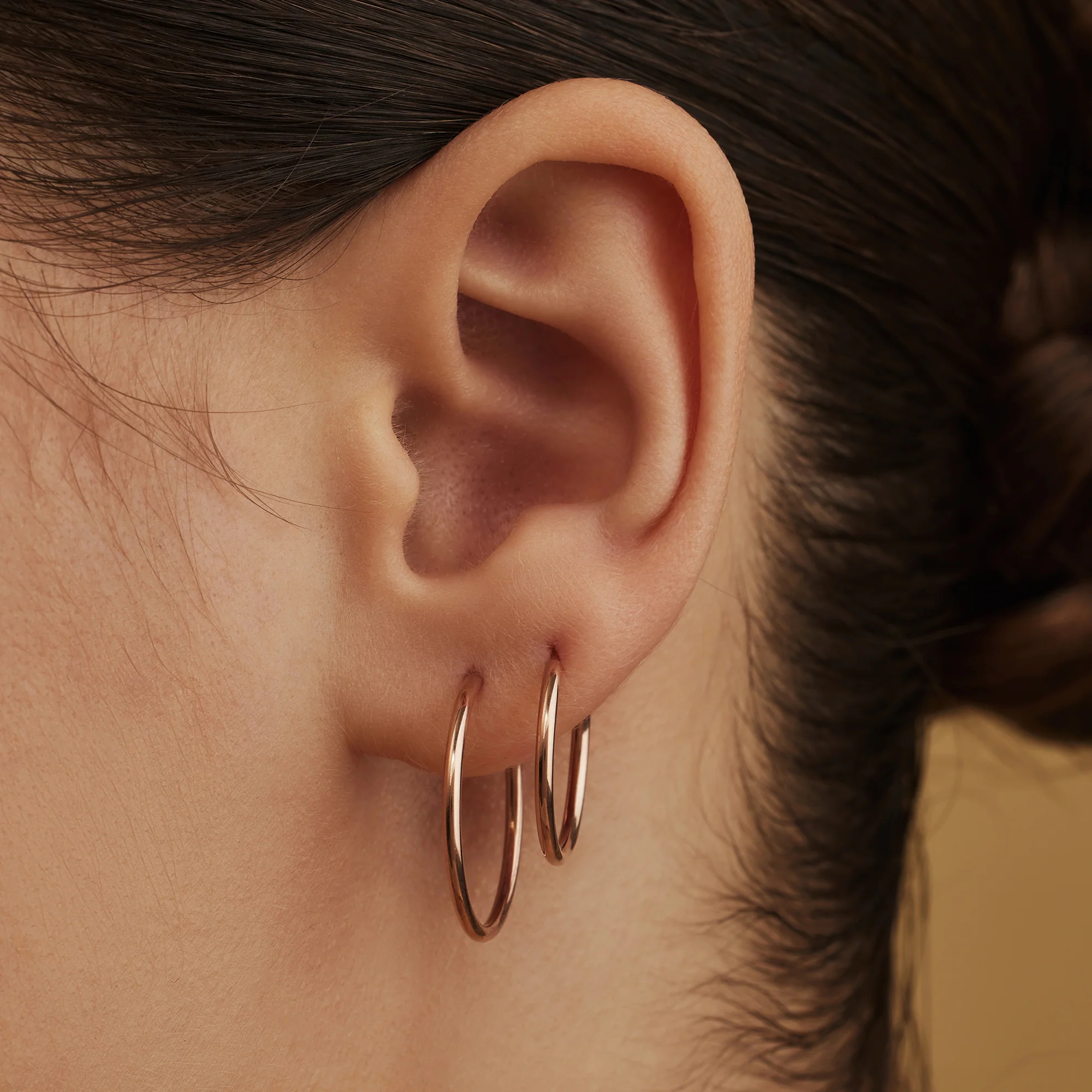 La Concorde Cerise 14 karat rose gold hoop earrings (18 mm) - Image 2