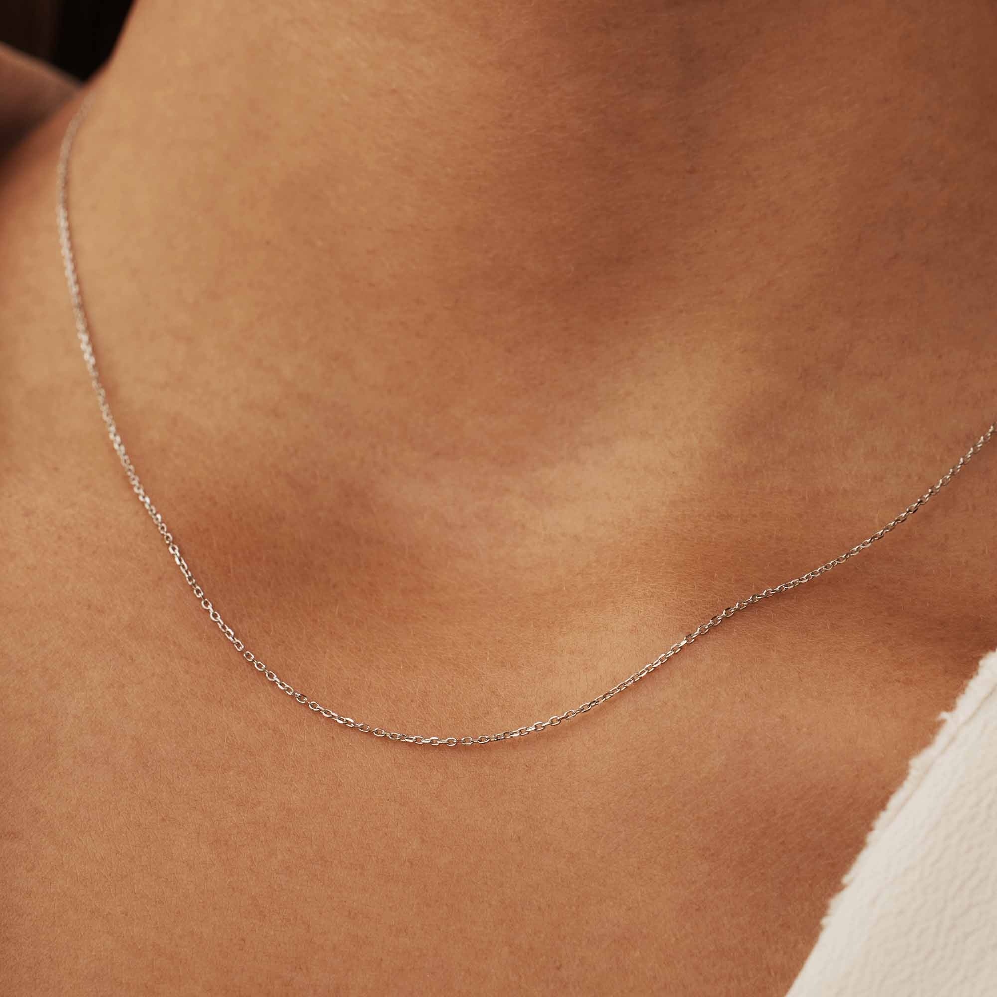 Saint Germain Nicole 14 karat white gold necklace - Image 3