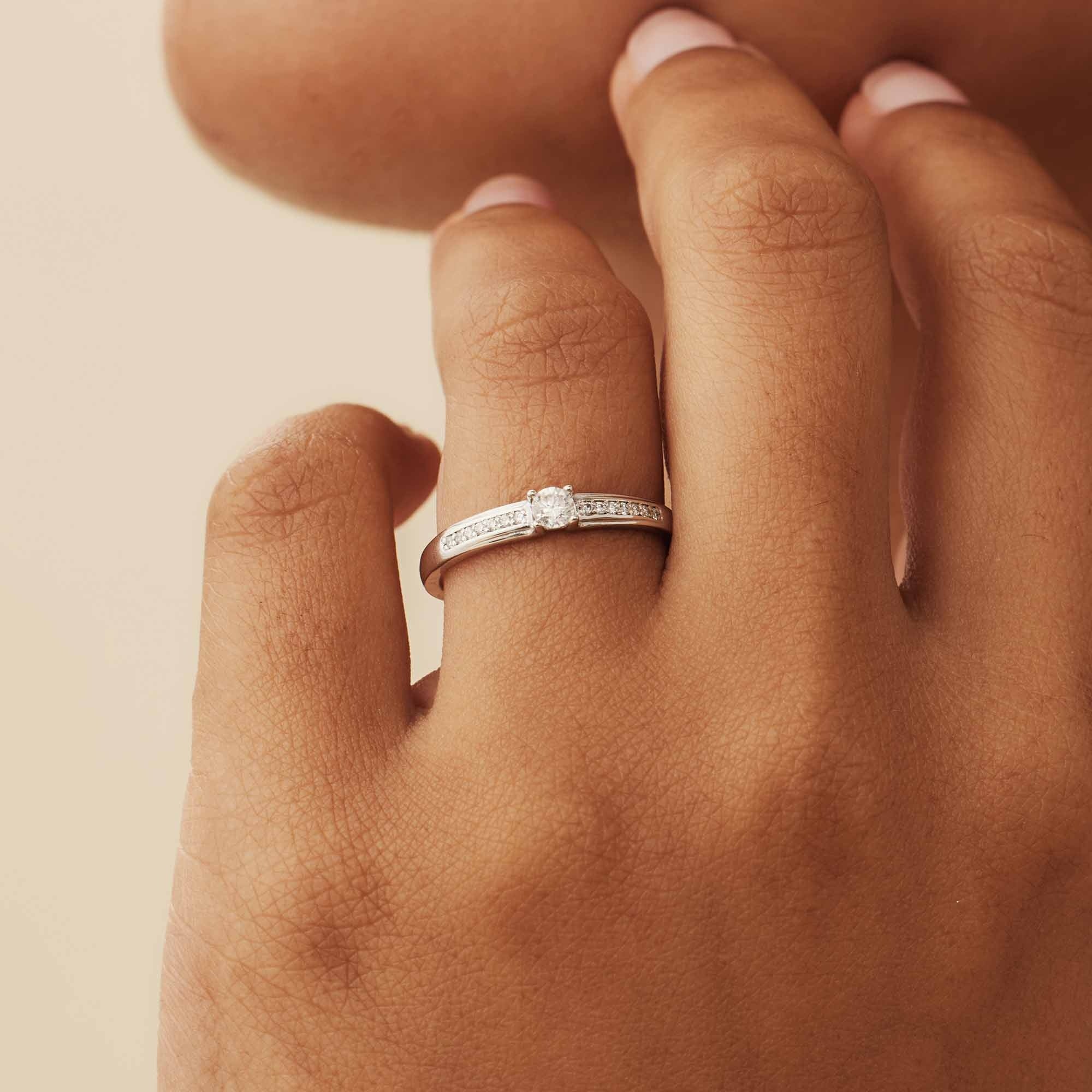 De la Paix Madeline 14 karat white gold ring with diamond 0.20 carat - Image 3