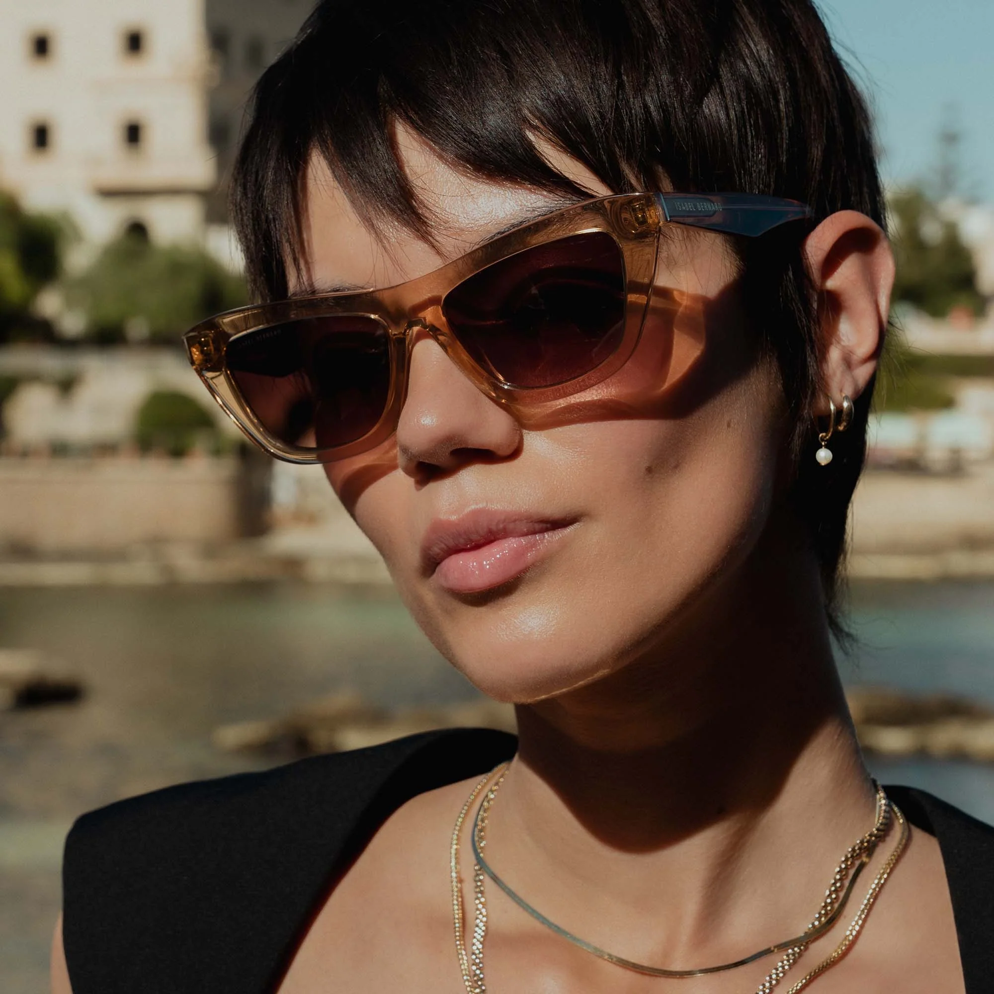 La Villette Roselin transparent beige cat eye sunglasses - Image 3