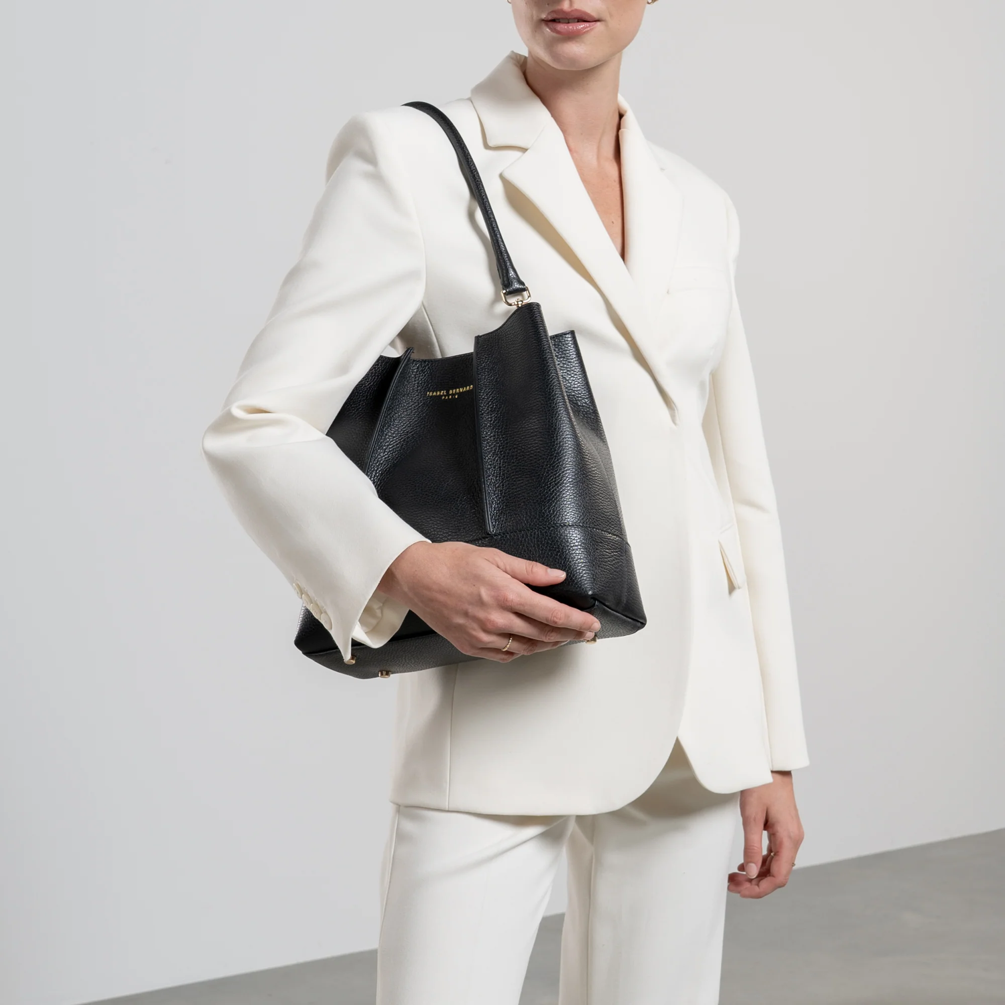 Femme Forte Macie black calfskin leather shoulder bag - Image 2