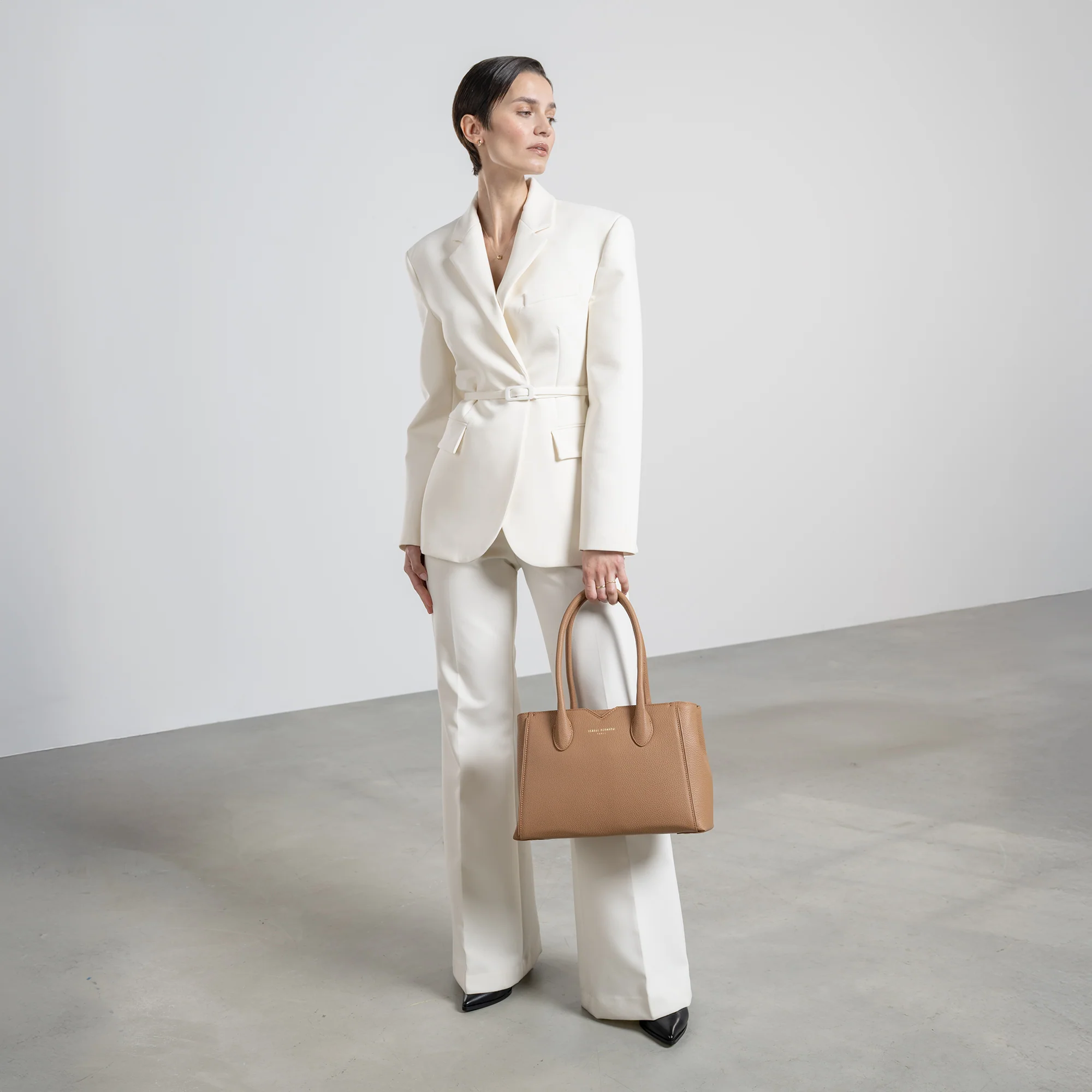 Honoré Cloe Midi camel calfskin leather handbag - Image 3