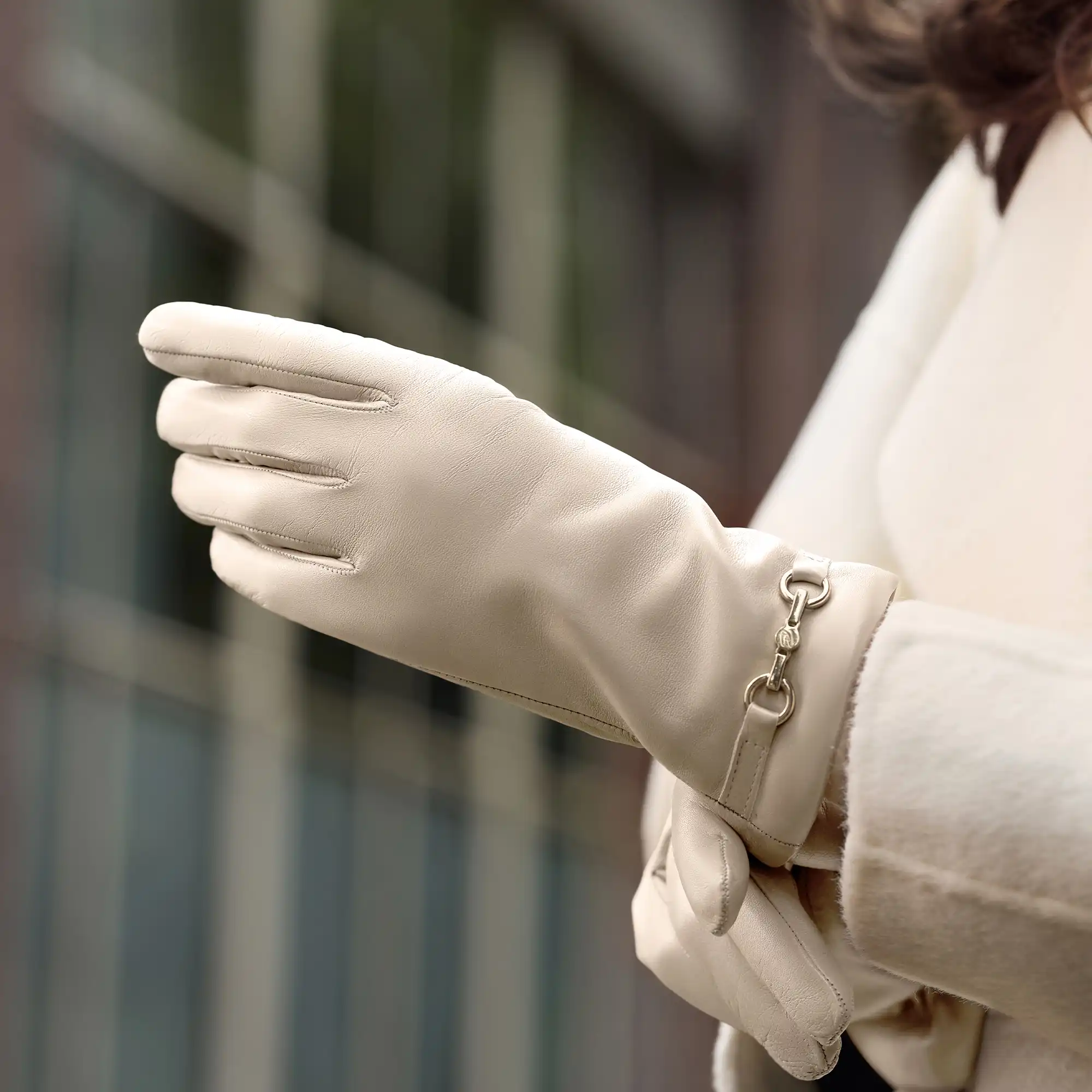 Honoré Marcelia cream goatskin leather gloves - Image 2