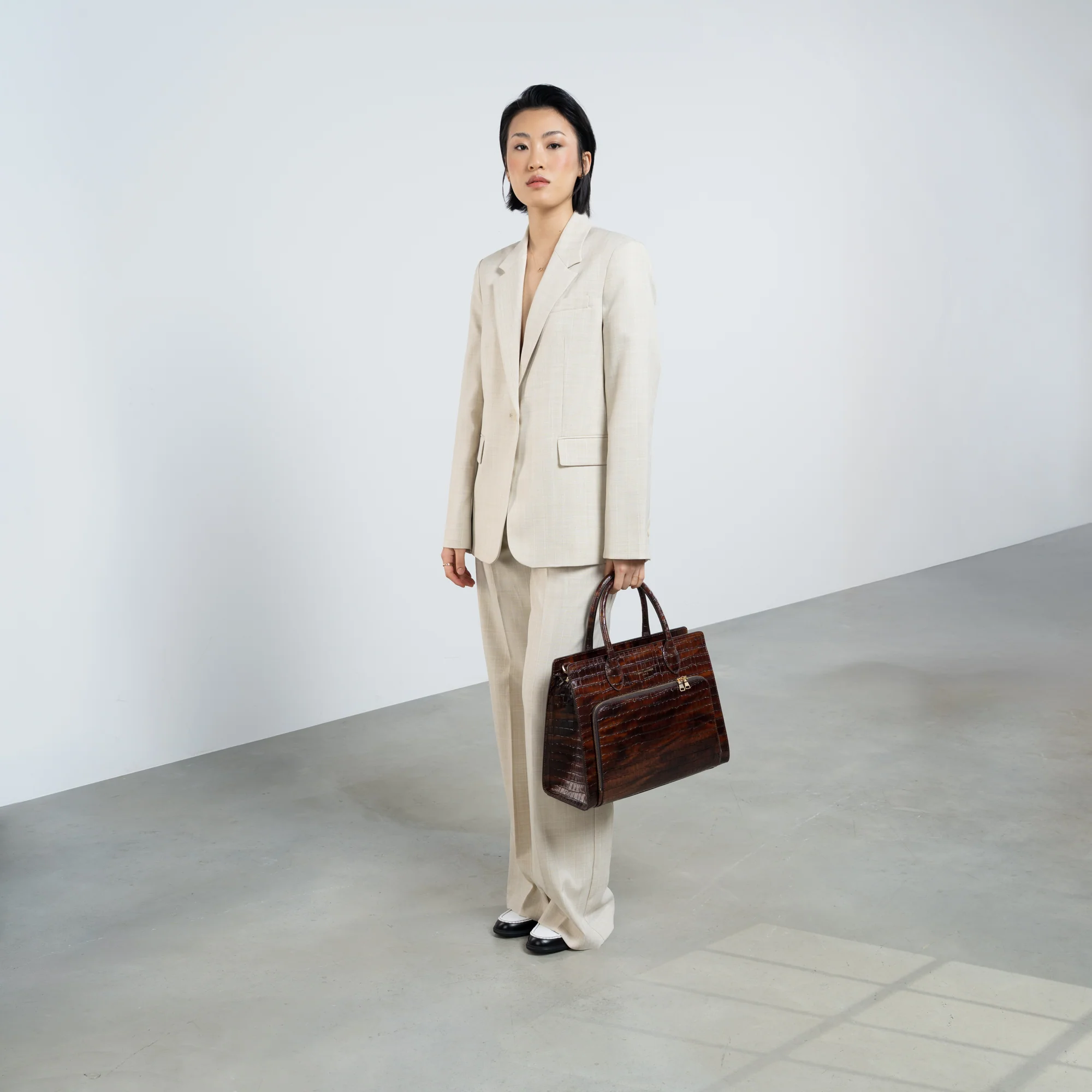 Honoré Nadine croco brown leather handbag with 13 inch laptop pocket - Image 3