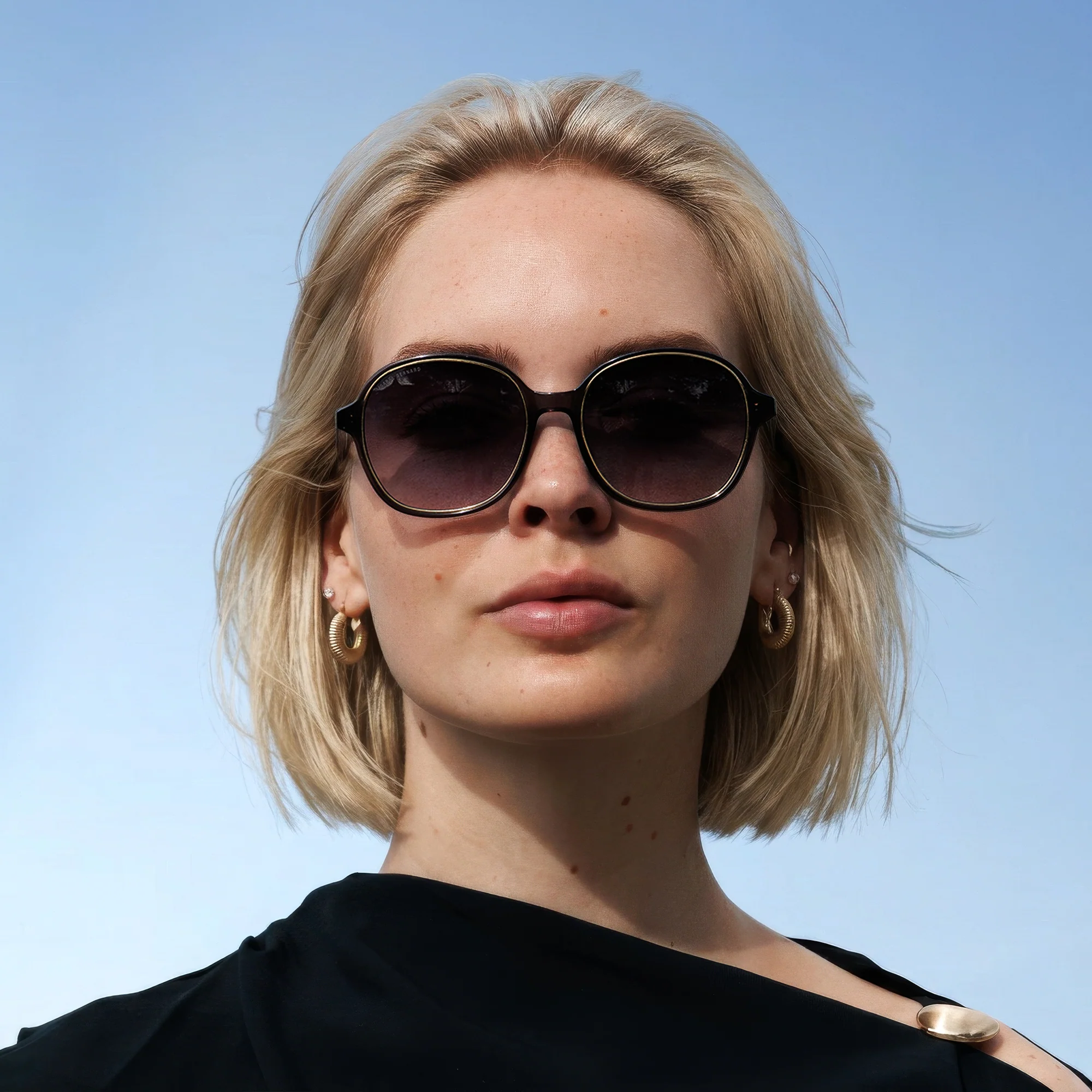 La Villette Eva transparent grey oval sunglasses with blue lenses - Image 3