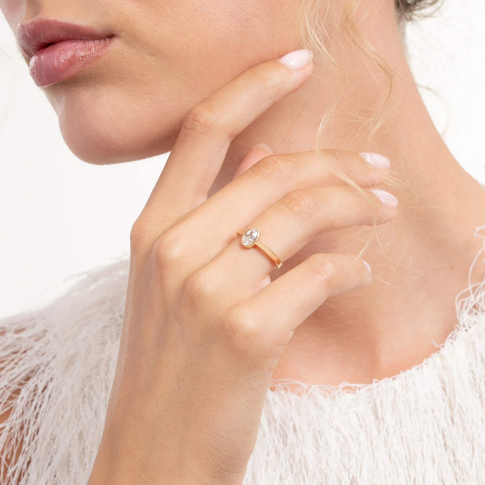 Le Marais Sophie 14 Karat Gold Ring With Zirconia Stone - Image 2