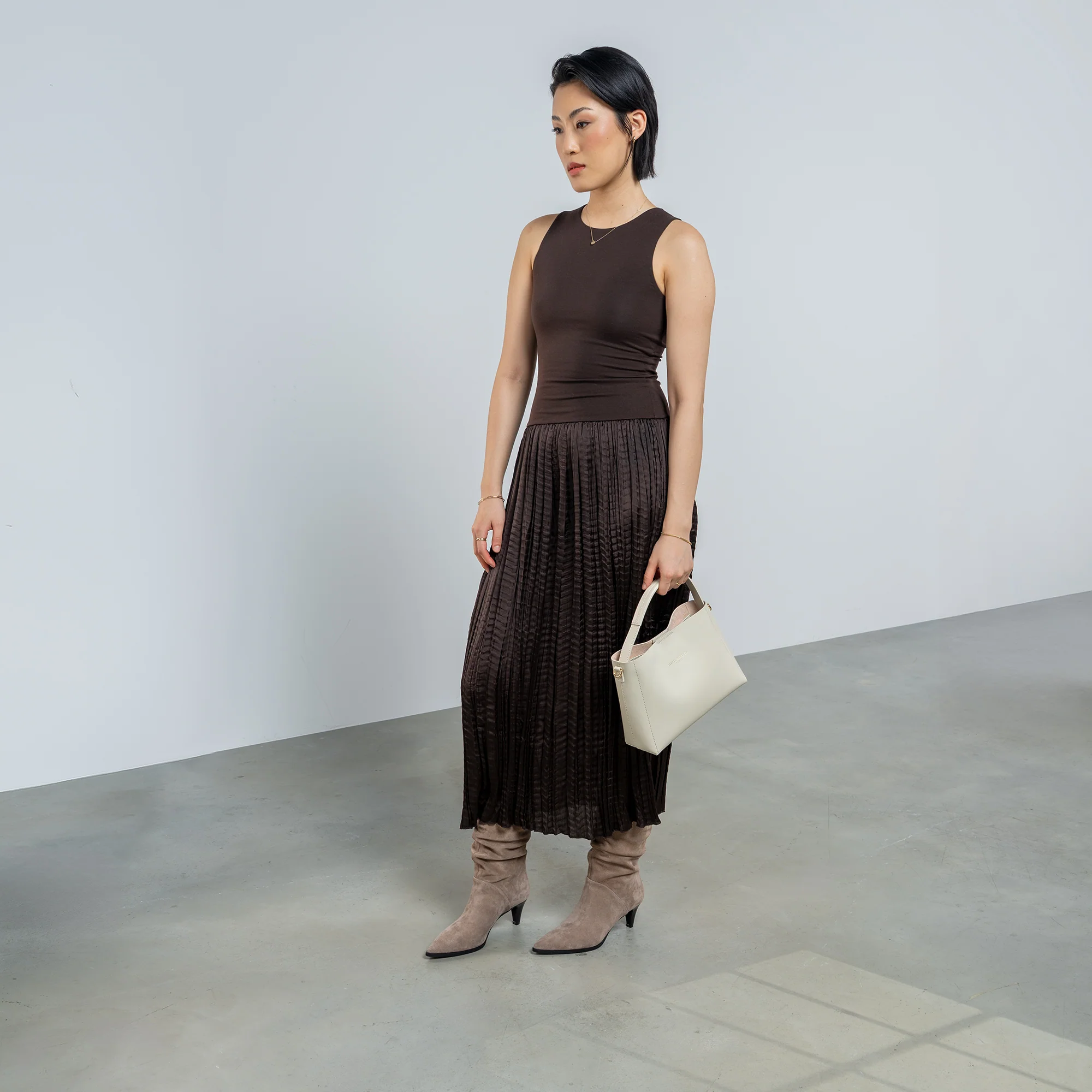 Montmartre Béatrice Midi creme vegetable tanned leather handbag - Image 3