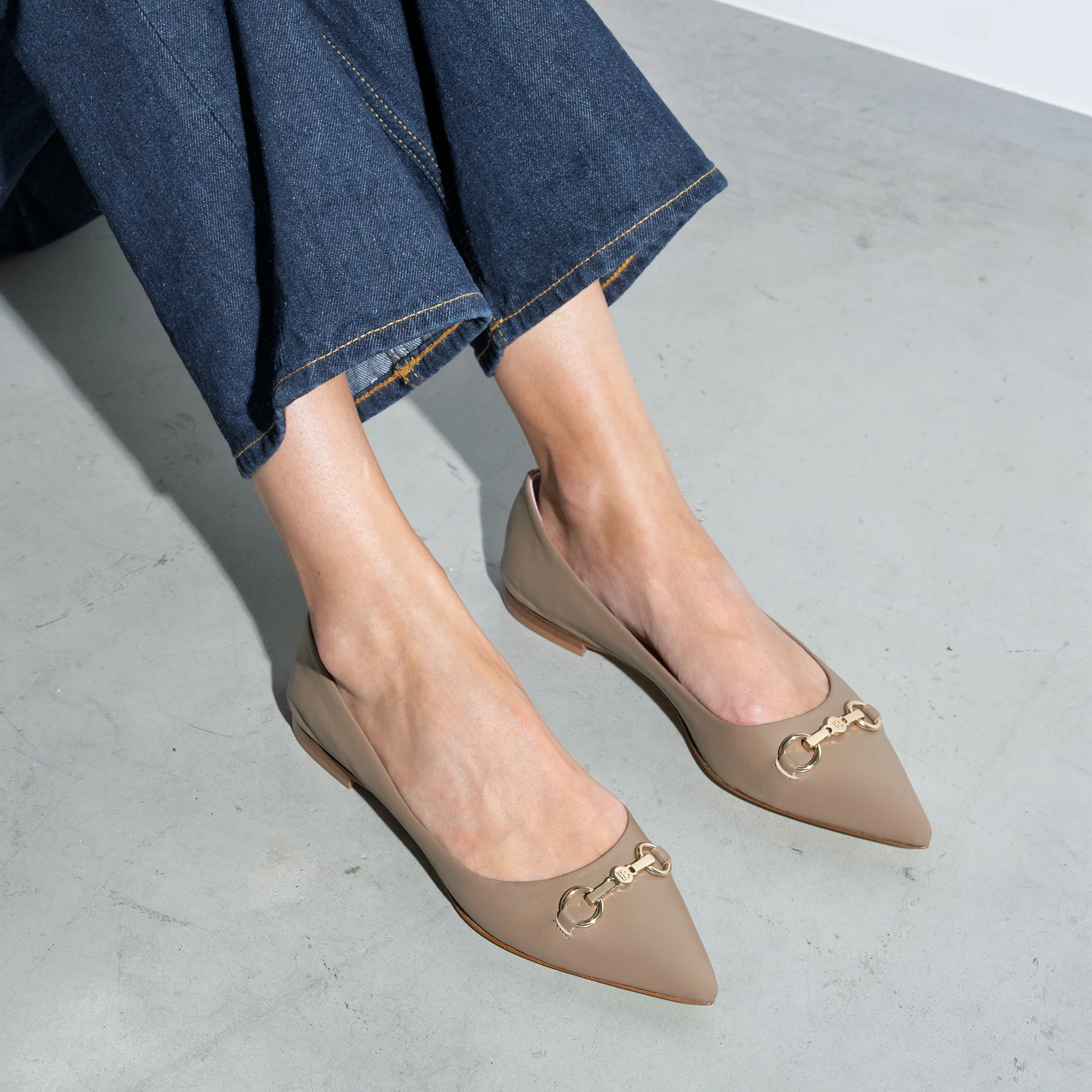 Vendôme Elita taupe calfskin leather ballerinas - Image 2