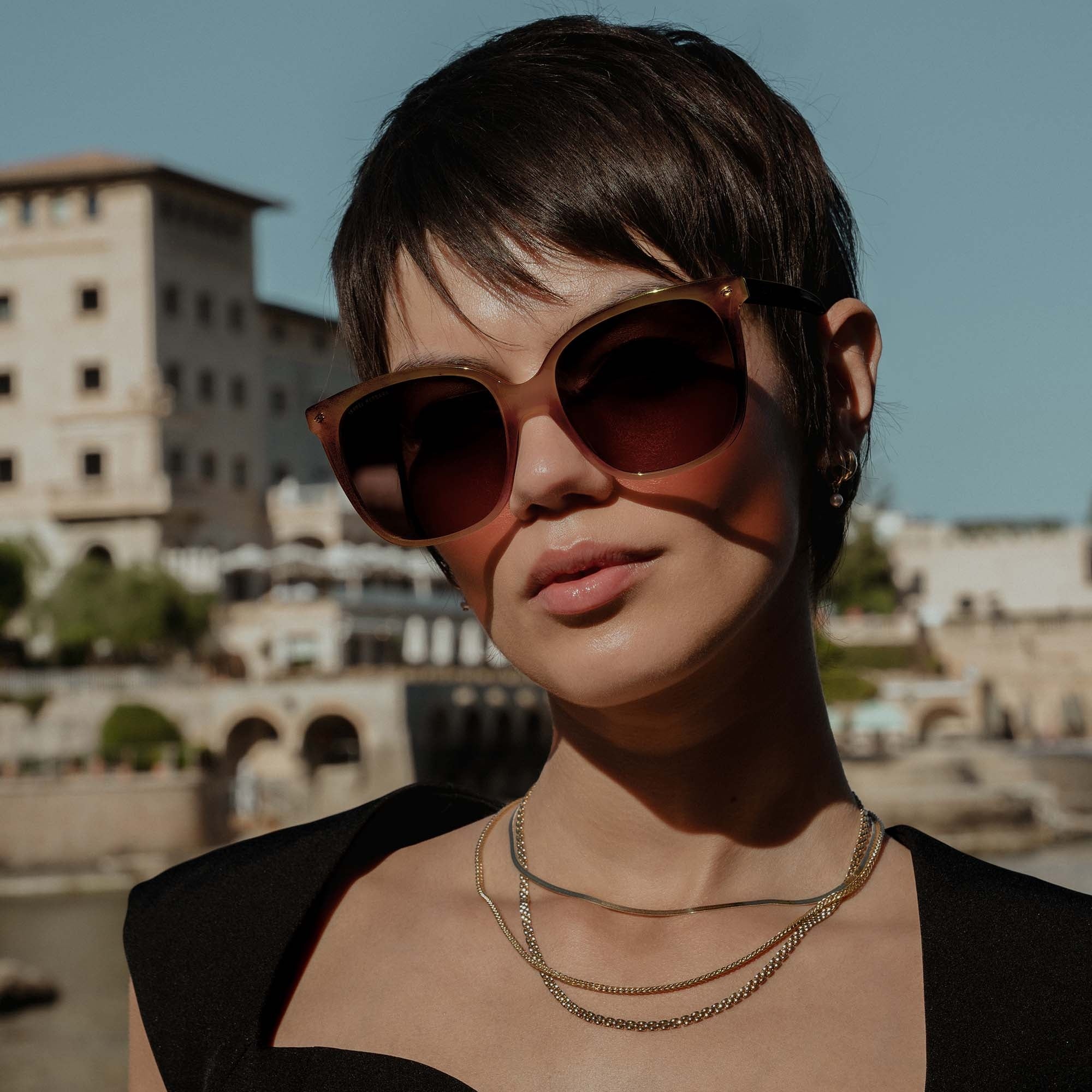 La Villette Raison transparant beige square sunglasses - Image 3